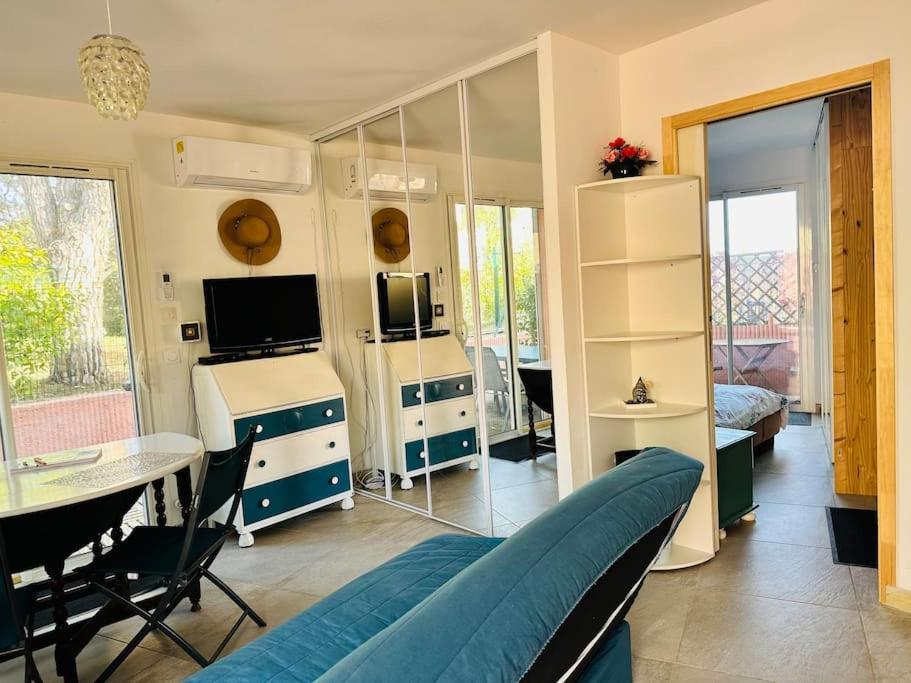 Moderne Mini Maison Lézignan-Corbières Exterior foto